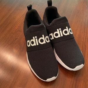 NWOT Men’s Sneakers